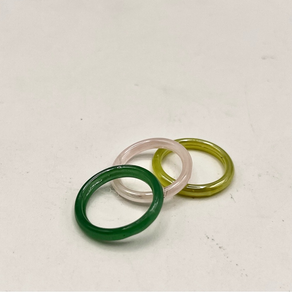 **NEW** SET OF THREE GLASS STACKING RINGS - Picture 4 of 5